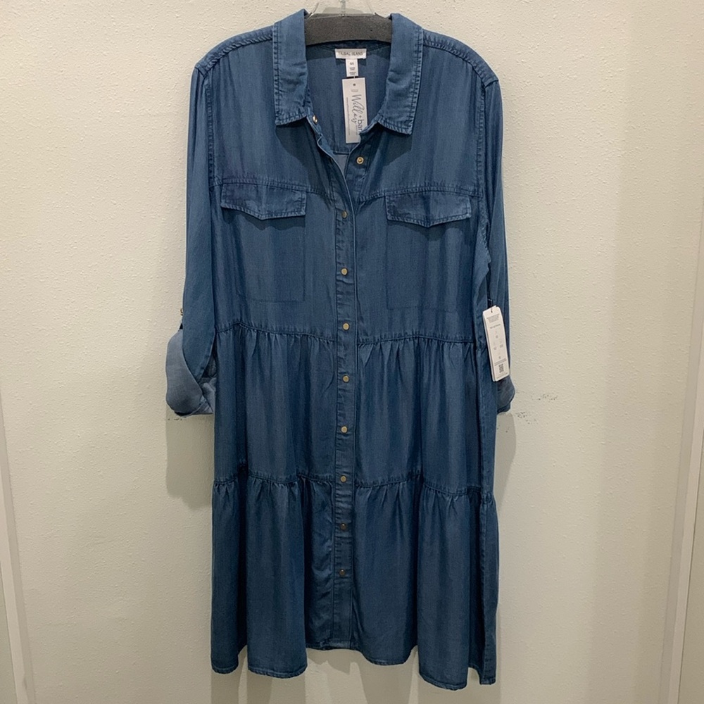Tribal Jeans. Chambray Roll Sleeve Dress.